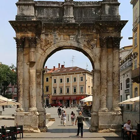 Nika Appartement Pula